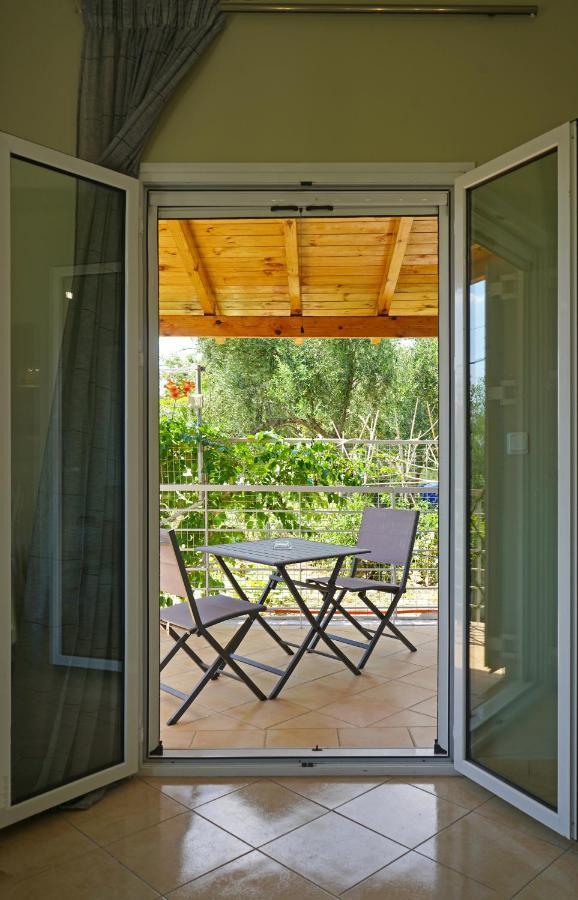Kalimera Suite Kalamata Bagian luar foto