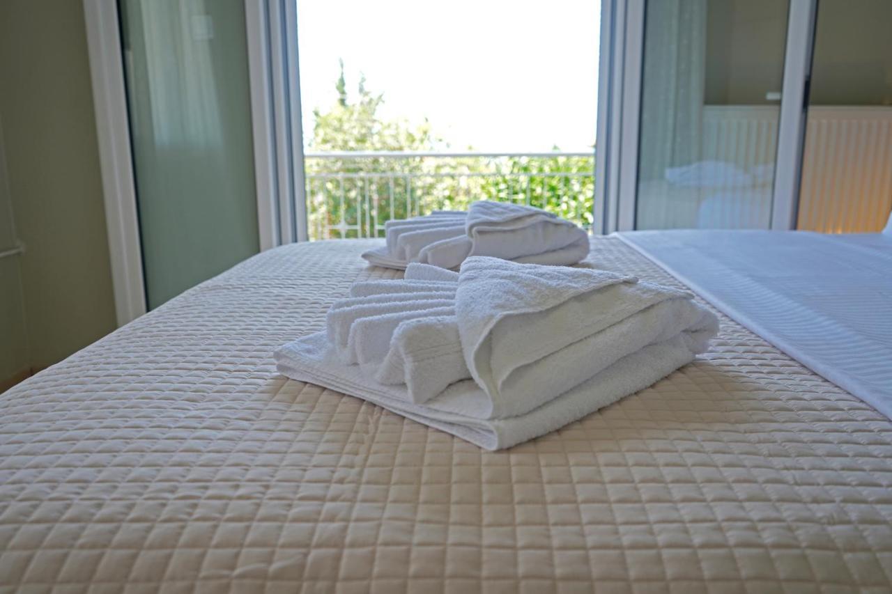 Kalimera Suite Kalamata Bagian luar foto