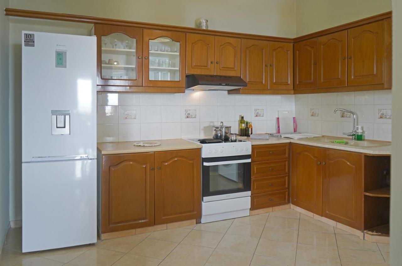 Kalimera Suite Kalamata Bagian luar foto