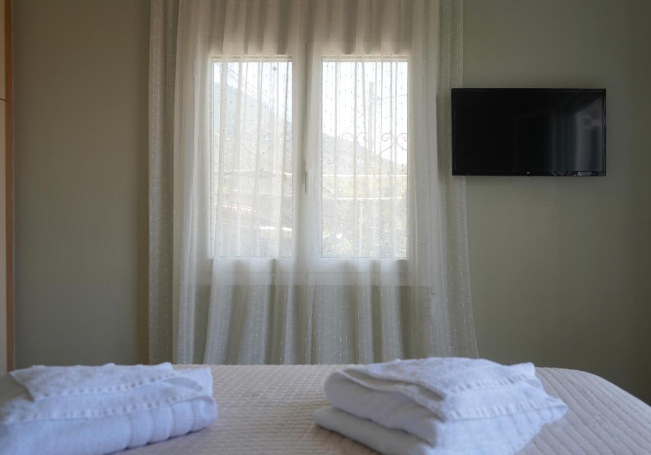 Kalimera Suite Kalamata Bagian luar foto